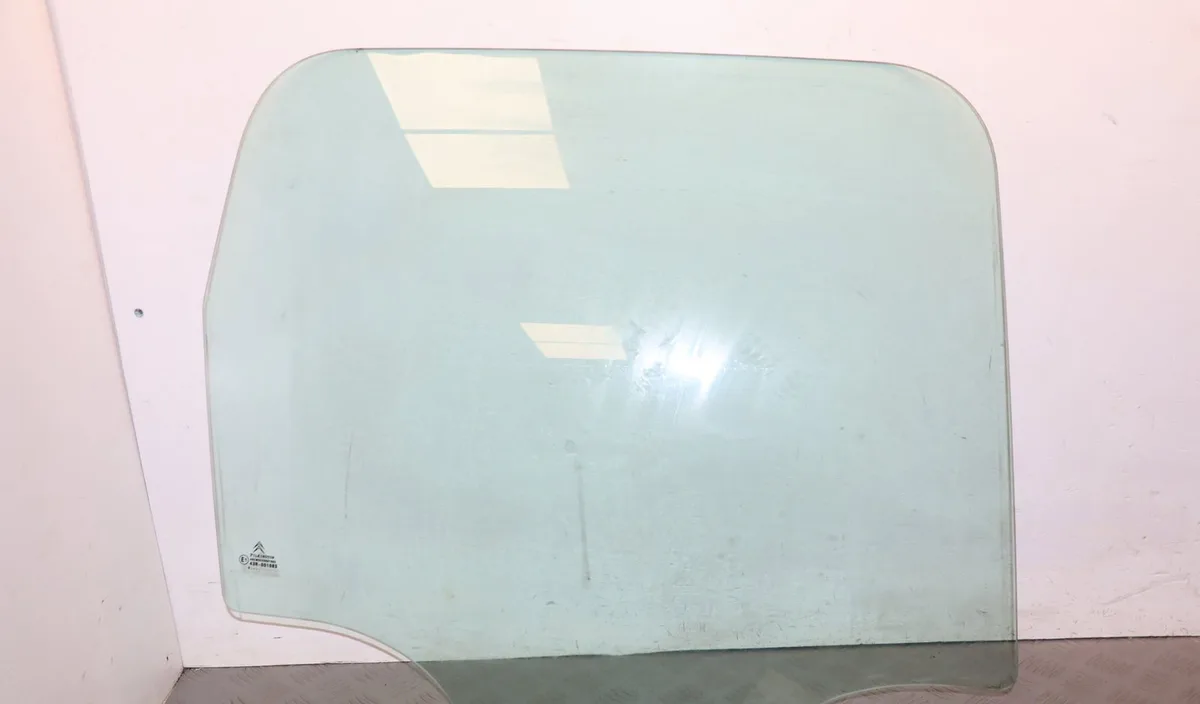 Glace porte ar d Citroen C3 PICASSO (SH_) 1.6 hdi (2009) 5 portes occasion