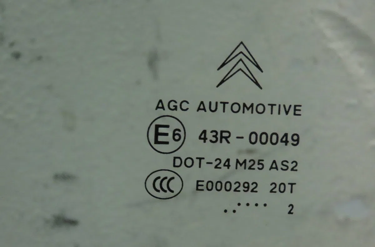 Glace porte ar d Citroen C5 III Break (RW_) 2.0 hdi 140 (2009) 5 portes occasion