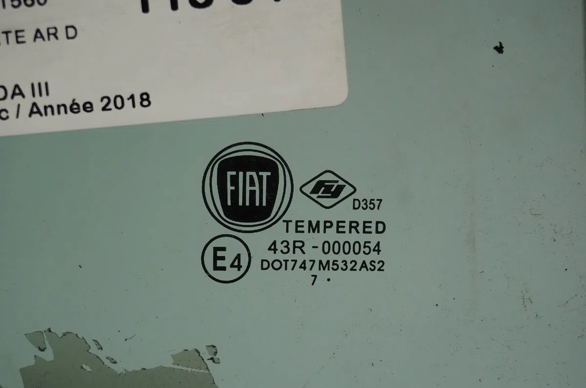 Glace porte ar d Fiat PANDA (312_, 319_) 1.2 (312pxa1a) (2012) occasion