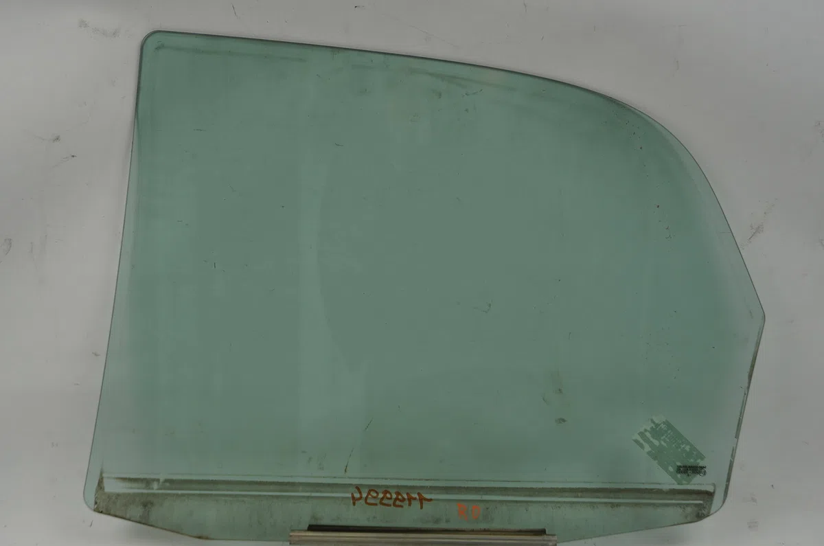 Glace porte ar d Fiat SEDICI (189_) 1.9 d multijet 4x4 (2006-2011) occasion