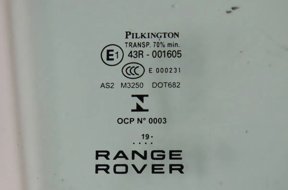 Glace porte ar d Land rover RANGE ROVER SPORT II (L494) 3.0 tdv6 4x4 (2013) occasion