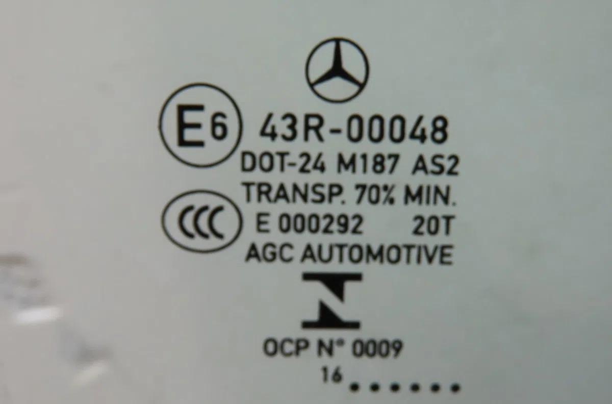 Glace porte ar d Mercedes-benz CLASSE A (W176) A 180 (176.042) (2012-2018) occasion