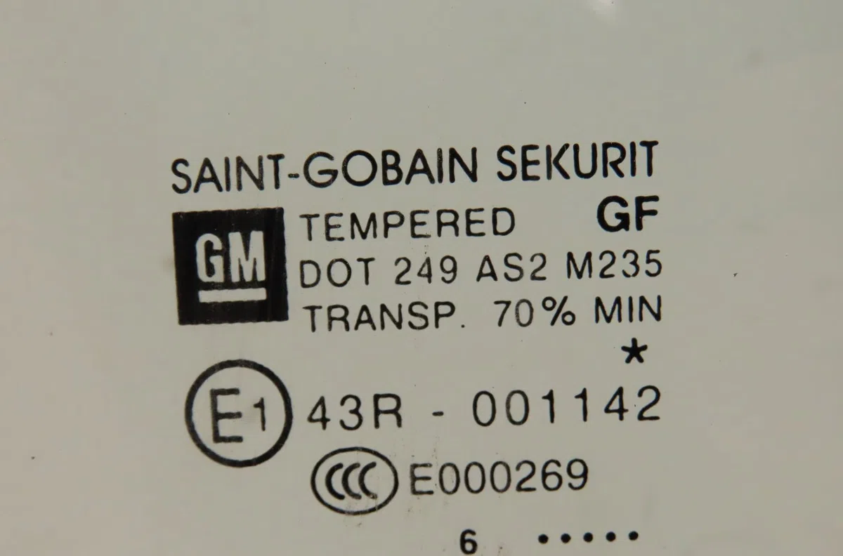Glace porte ar d Opel CORSA D (S07) 1.2 (l08, l68) (2006-2014) 5 portes occasion