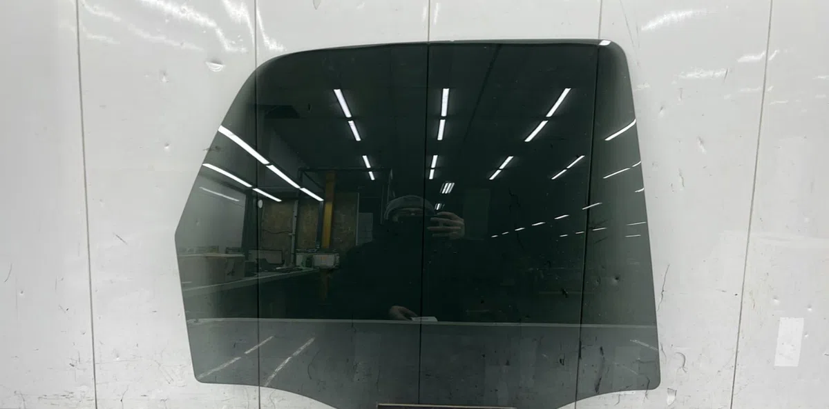 Glace porte ar d OPEL MERIVA A PHASE 2 occasion