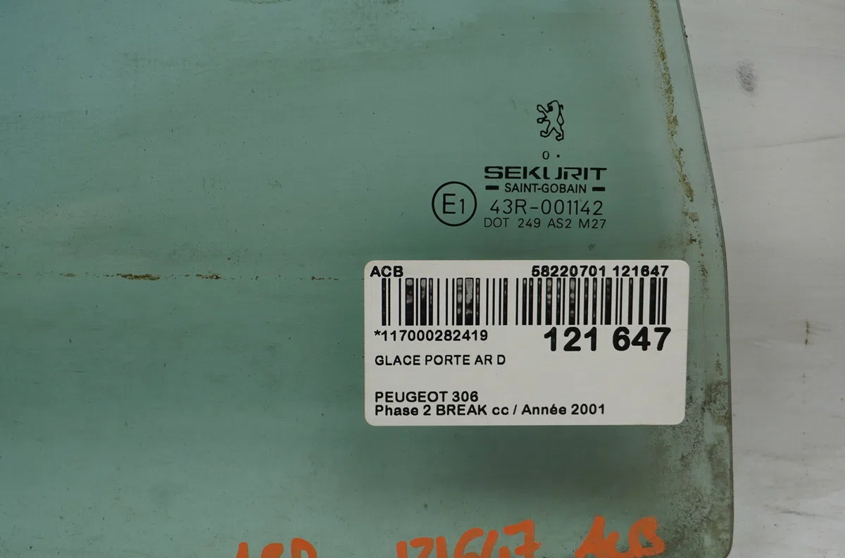 Glace porte ar d Peugeot 306 Break (7E, N3, N5) 1.8 16v (1997-2002) occasion