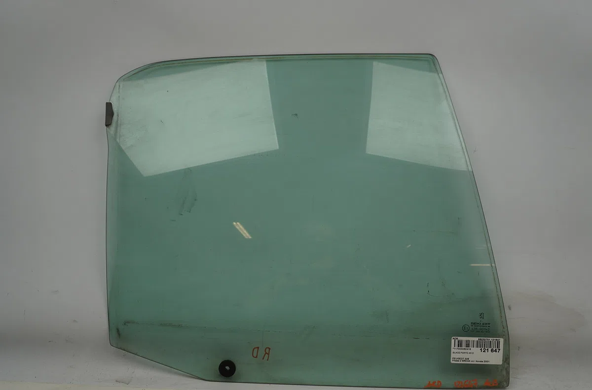 Glace porte ar d Peugeot 306 Break (7E, N3, N5) 1.8 16v (1997-2002) occasion