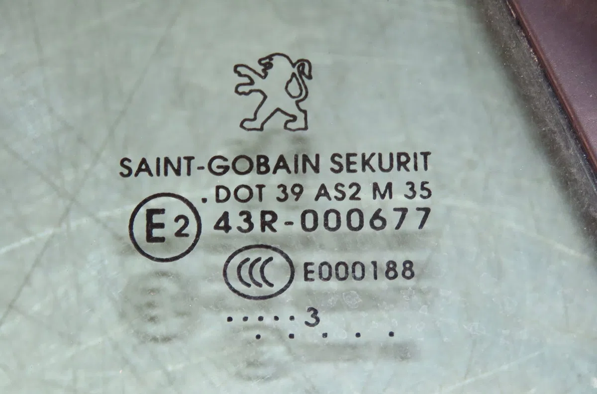 Glace porte ar d Peugeot 308 CC (4B_) 2.0 hdi (2009-2012) occasion