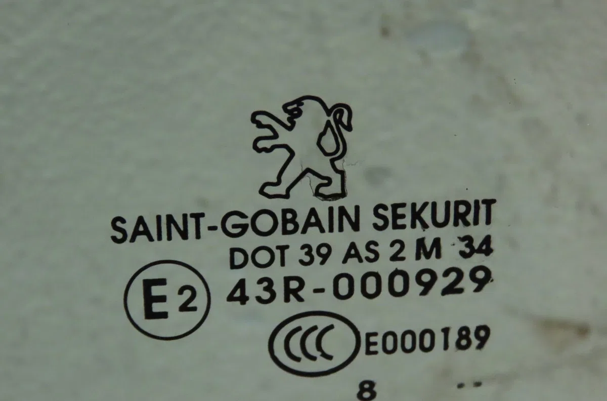 Glace porte ar d Peugeot 308 I (4A_, 4C_) 1.6 hdi (2007-2014) 5 portes occasion