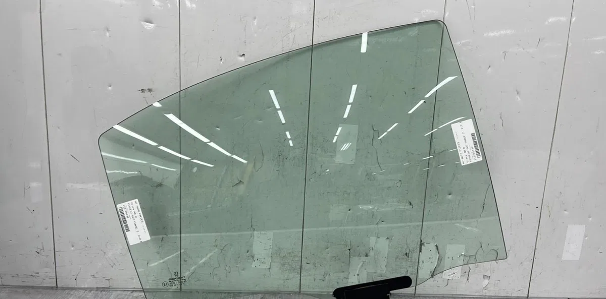 Glace porte ar d PEUGEOT 607 PHASE 2 occasion