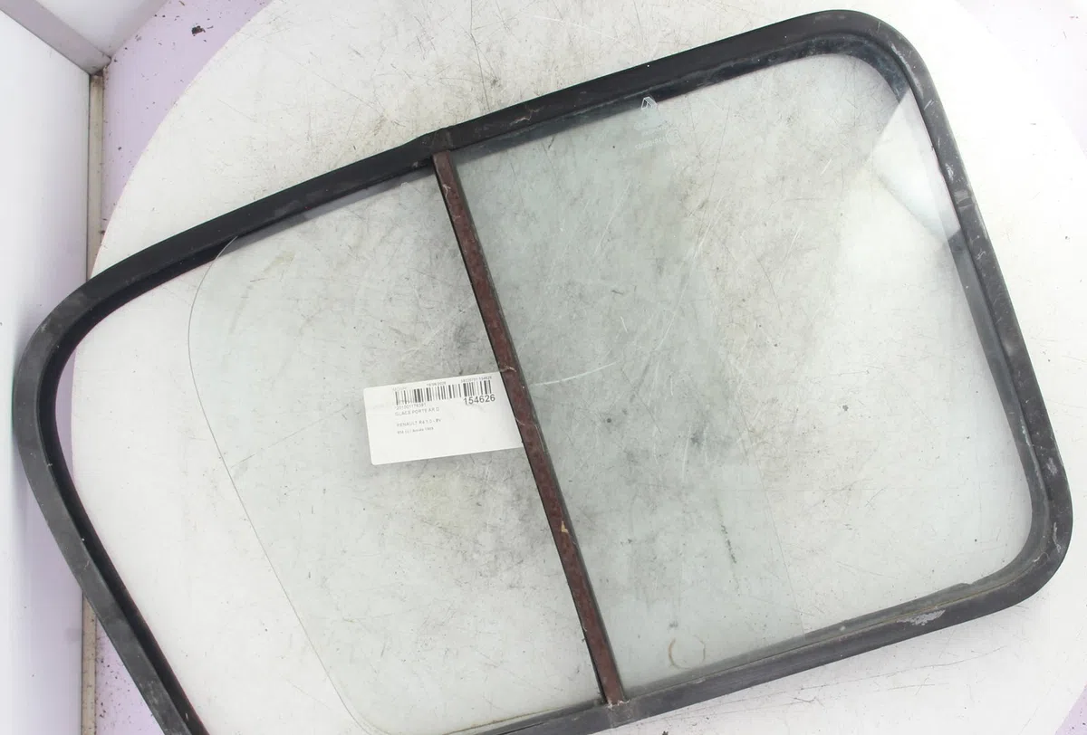 Glace porte ar d Renault 4 Fourgonnette (R21_, R23_) 1.0 (1987-1993) occasion