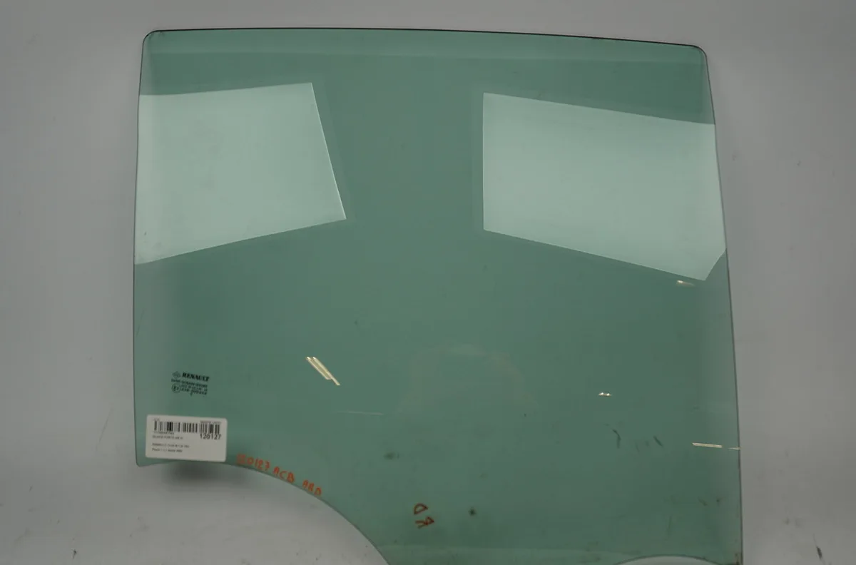 Glace porte ar d Renault CLIO III (BR0-1, CR0-1) 1.2 16v (br02, br0j, br11, cr02, cr0j, cr11) (2005-2014) 5 portes occas