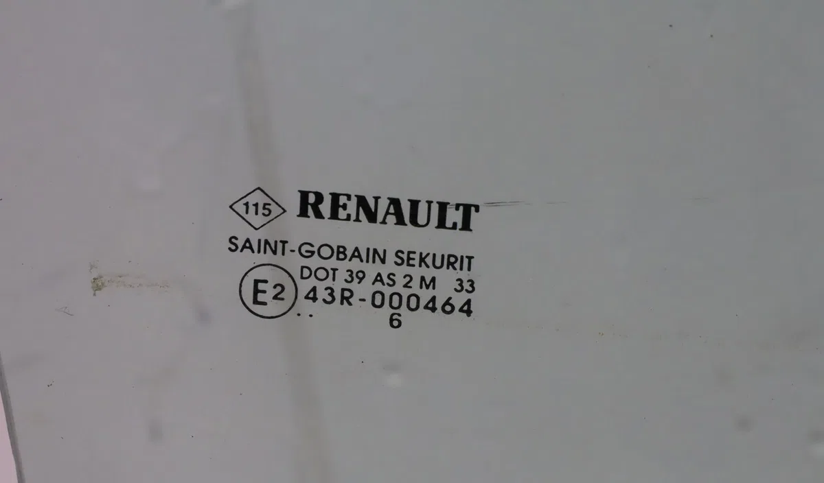 Glace porte ar d Renault CLIO III (BR0-1, CR0-1) 1.5 dci (c-br0g, c-br1g) (2005-2012) 5 portes occasion