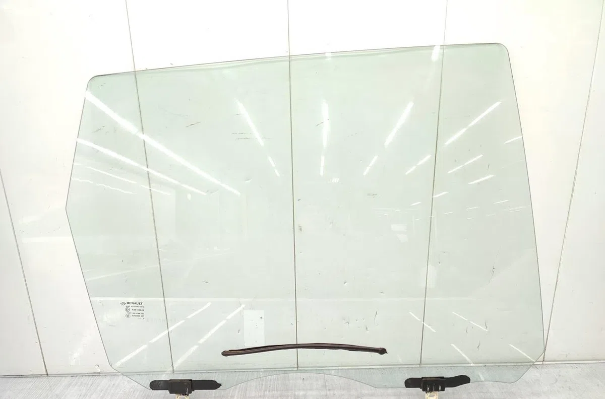 Glace porte ar d RENAULT SCENIC 3 PHASE 1 occasion