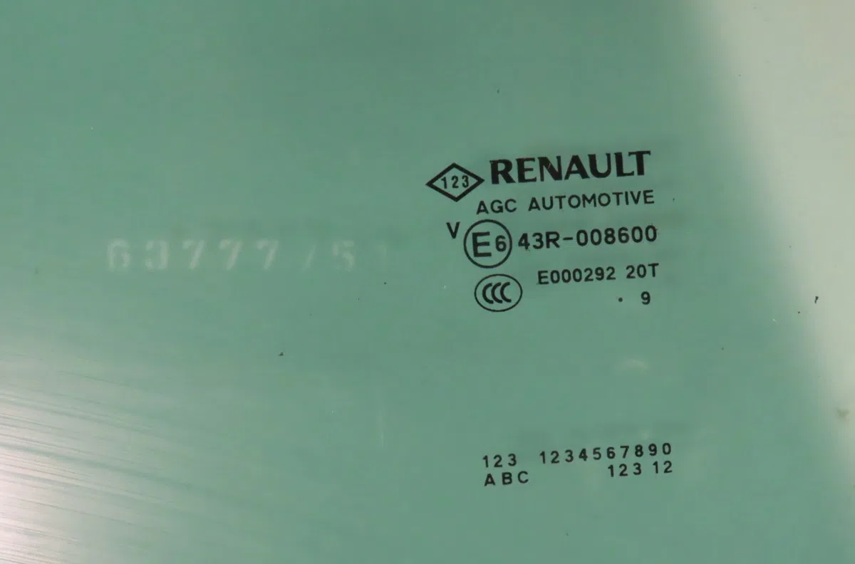 Glace porte ar d Renault SCÉNIC IV (J9_) 1.7 blue dci 120 (j9a7, j9a8) (2018) occasion