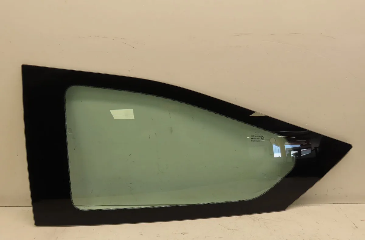 Glace porte ar d Toyota AYGO (_B4_) 1.0 (kgb40) (2014) occasion