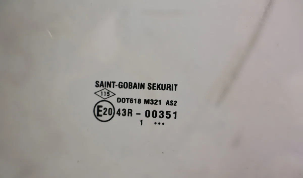 Glace porte ar g Dacia DUSTER (HS_) 1.5 dci (hsmc) (2010-2018) occasion