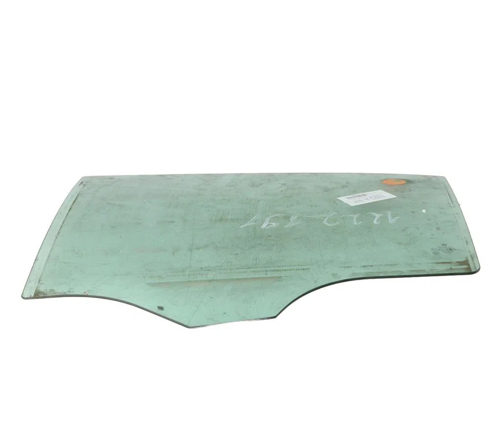 Glace porte ar g Mercedes-benz CLASSE C (W204) C 220 cdi (204.008) (2007-2008) 4 portes occasion