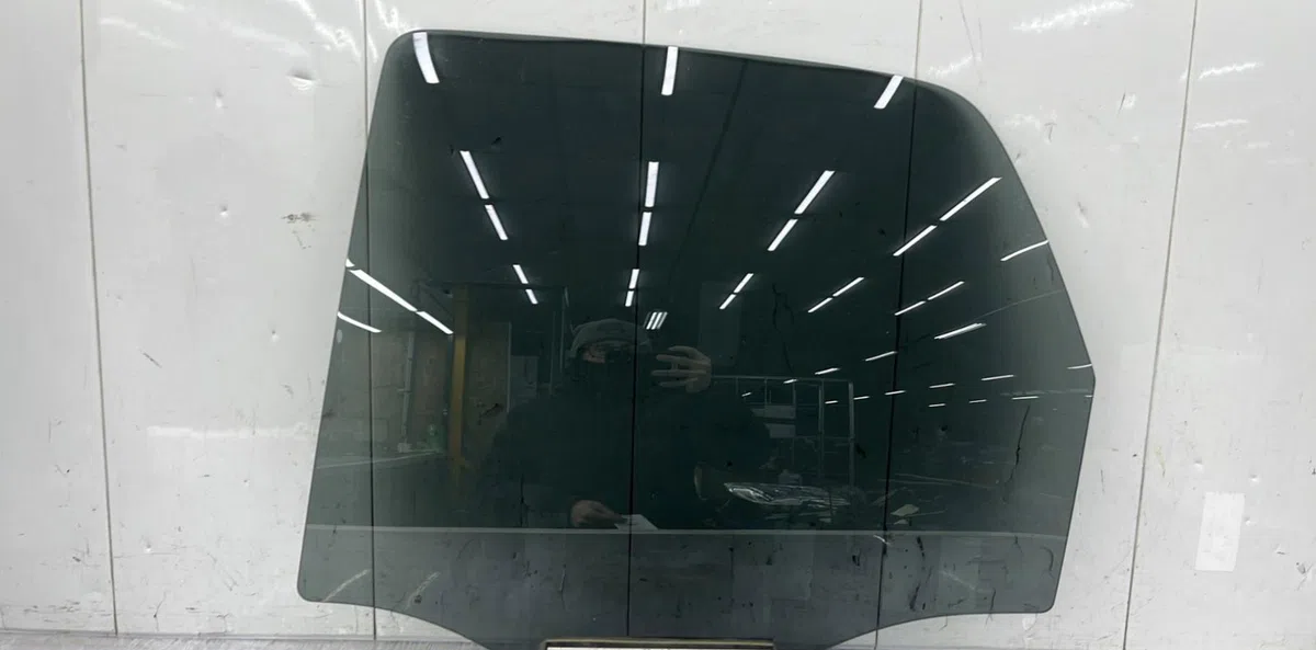 Glace porte ar g OPEL MERIVA A PHASE 2 occasion
