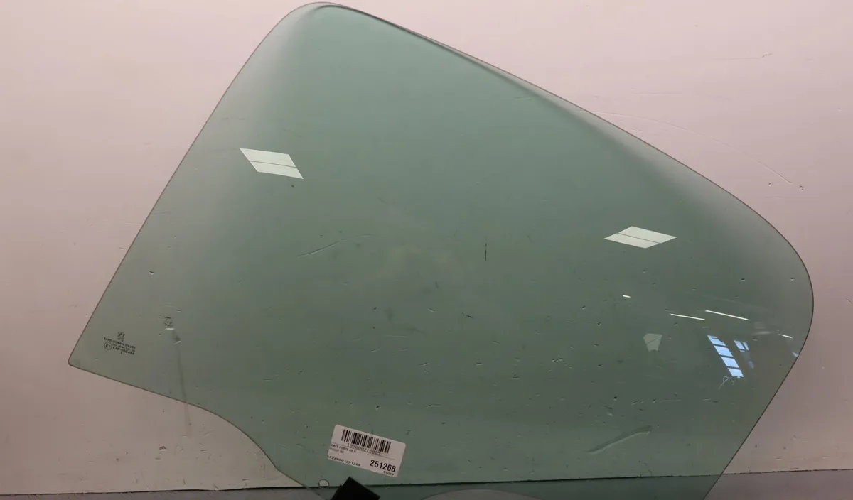 Glace porte ar g Peugeot 206 (2L_, 2M_) 1.4 i (2lkfwa, 2mkfwa) (2009-2013) 3 portes occasion