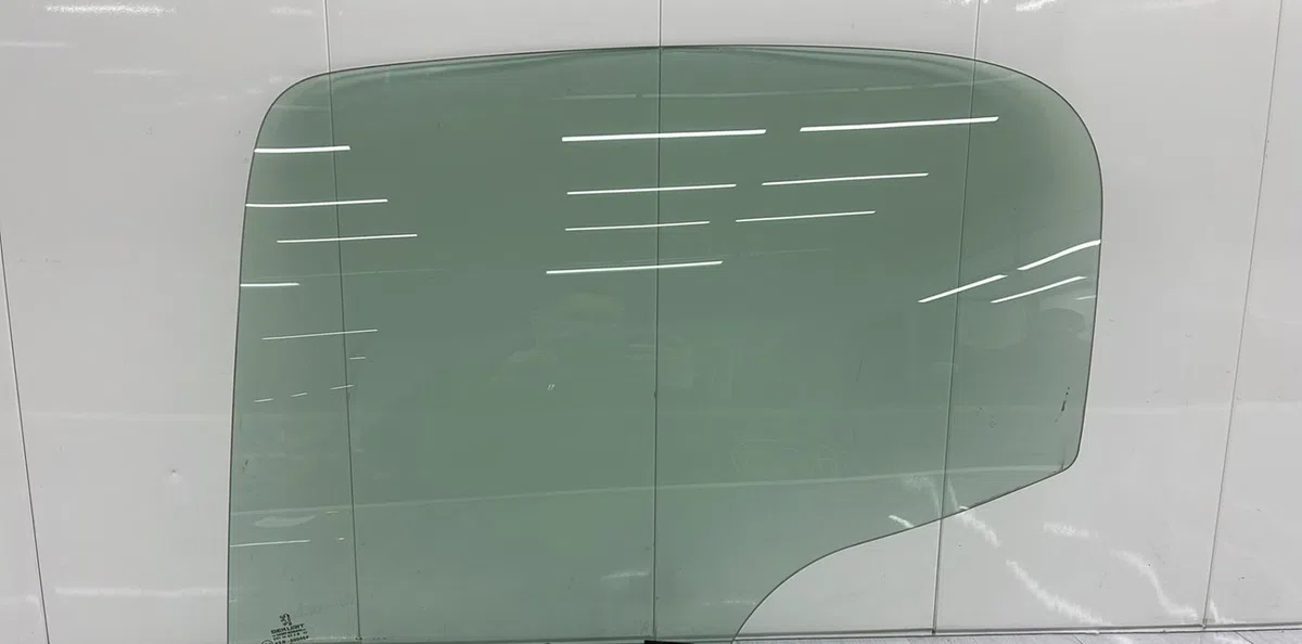 Glace porte ar g PEUGEOT 206 PHASE 1 occasion