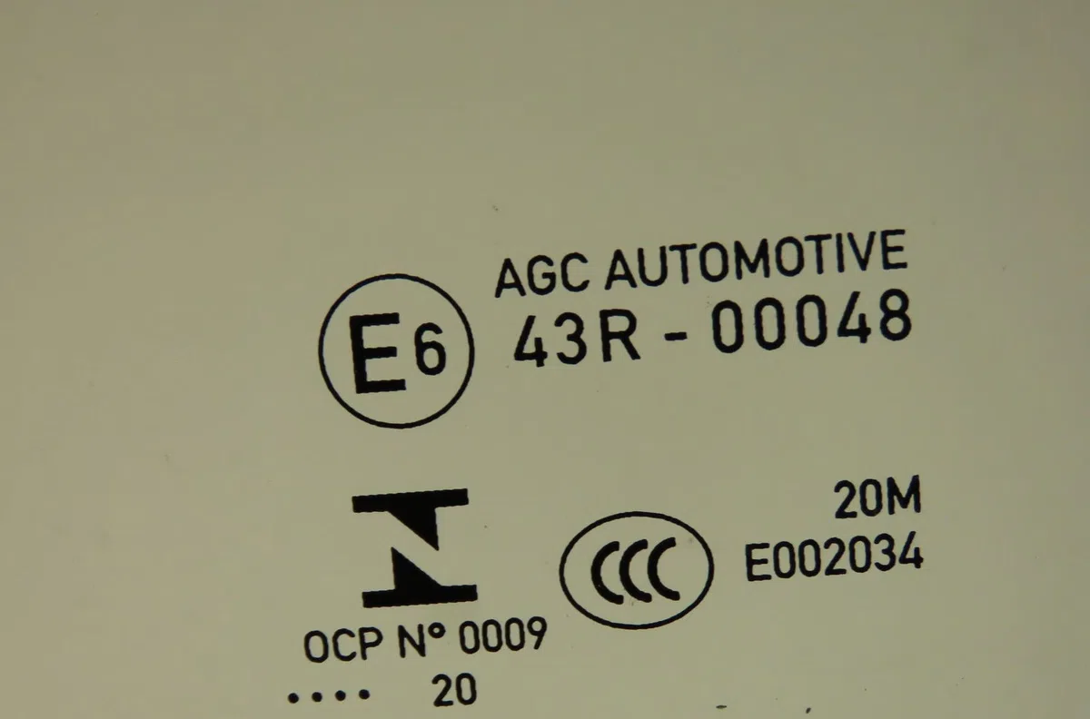 Glace porte ar g Peugeot 208 II (UB_, UP_, UW_, UJ_) 1.2 puretech 100 (2019) 5 portes occasion