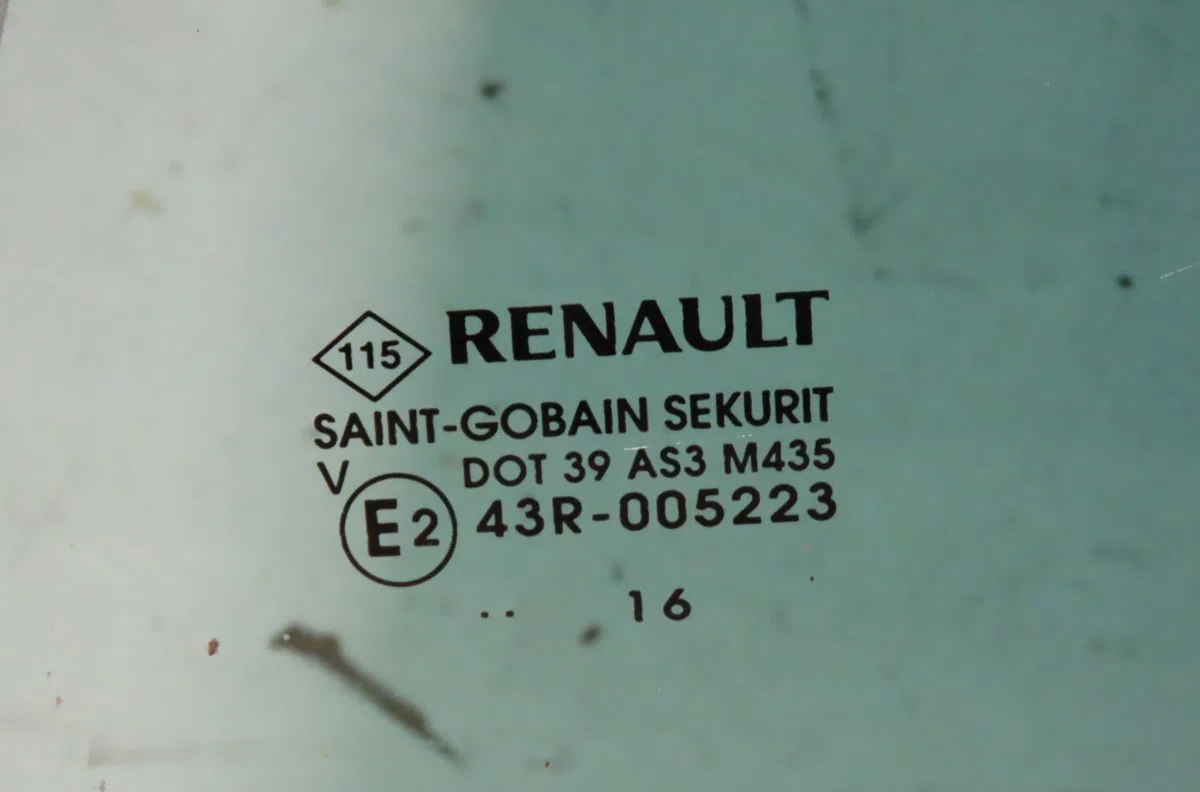 Glace porte ar g Renault CLIO IV (BH_) 1.5 dci 90 (2012) 5 portes occasion