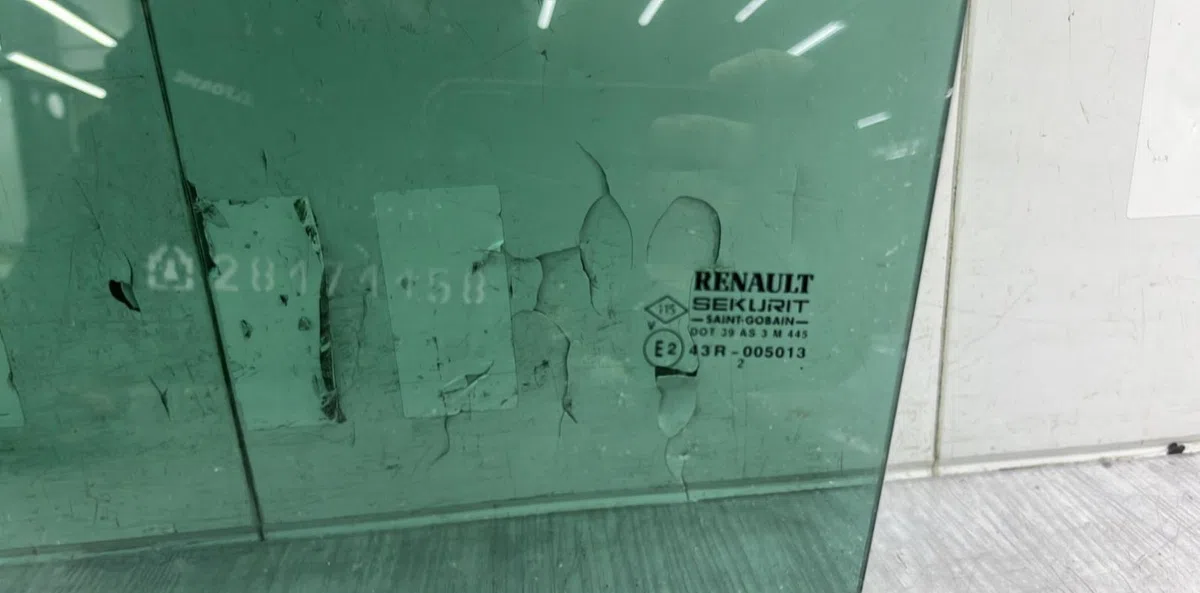 Glace porte ar g RENAULT ESPACE 4 PHASE 1 occasion