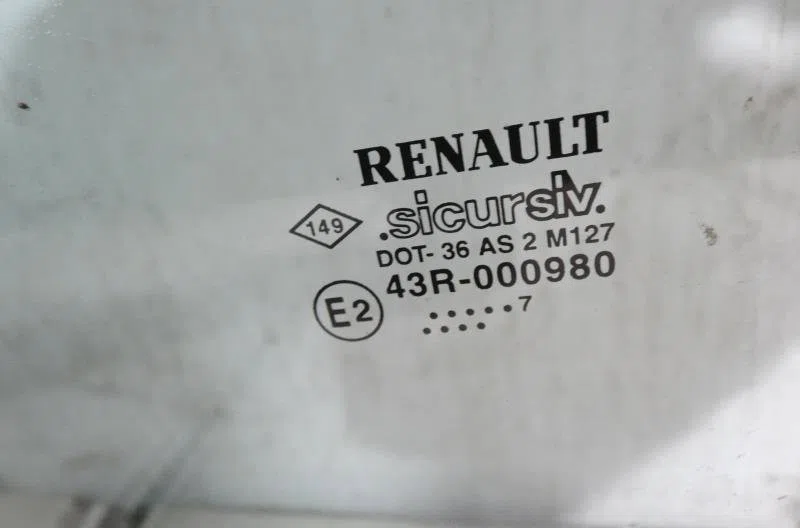 Glace porte ar g RENAULT MEGANE 1 PHASE 1 occasion