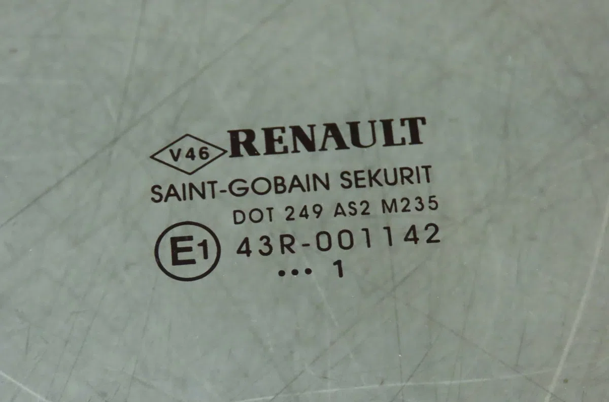 Glace porte ar g Renault MEGANE III 3-5 portes (BZ0-1_, B3_) 1.5 dci (bz0c) (2008-2015) 5 portes occasion
