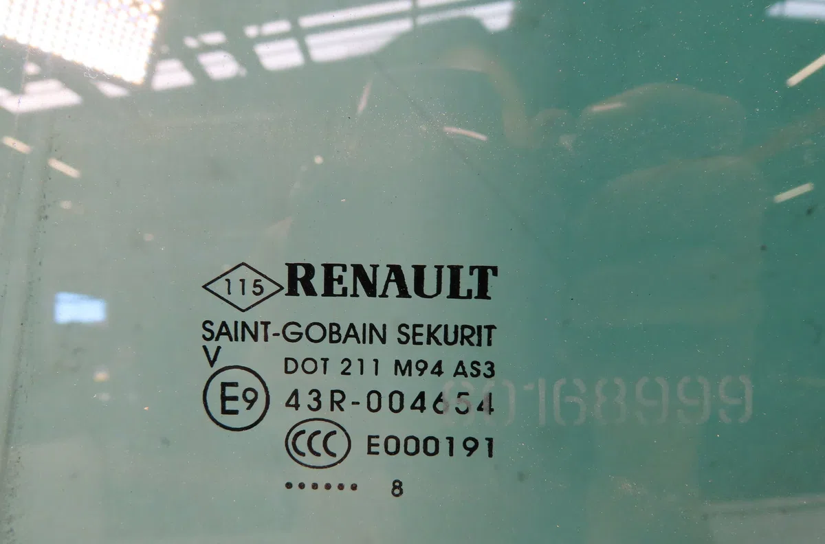 Glace porte ar g Renault MEGANE IV 3-5 portes (B9A-M-N_) 1.6 dci 165 (2015) occasion