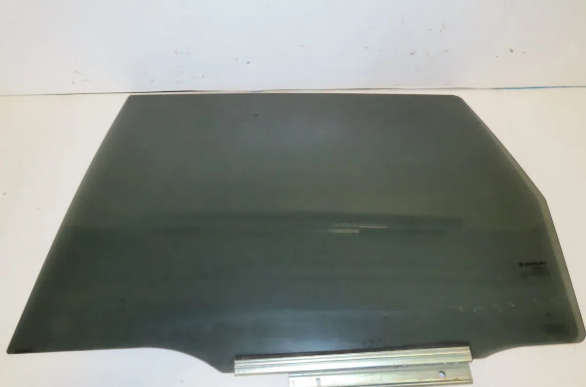 Glace porte ar g Suzuki VITARA (LY) 1.4 t allgrip (apk 414) (2015) occasion