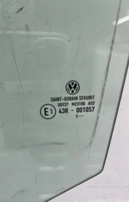 Glace porte ar g VOLKSWAGEN GOLF 5 occasion