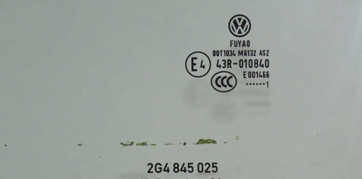 Glace porte ar g Volkswagen POLO VI (AW1, BZ1, AE1) 1.0 tsi (2017) occasion