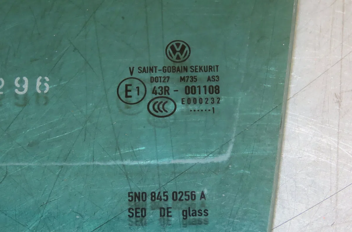 Glace porte ar g Volkswagen TIGUAN (5N_) 2.0 tdi (2008-2018) 5 portes occasion