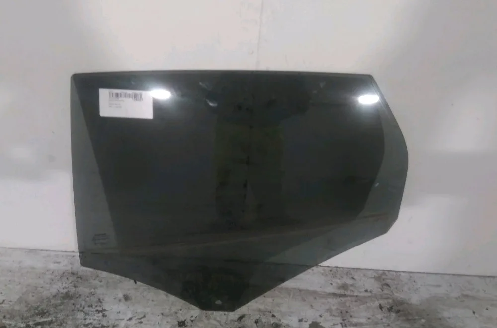Glace porte ar g Volvo V40 3-5 portes (525) T2 (2015-2019) occasion