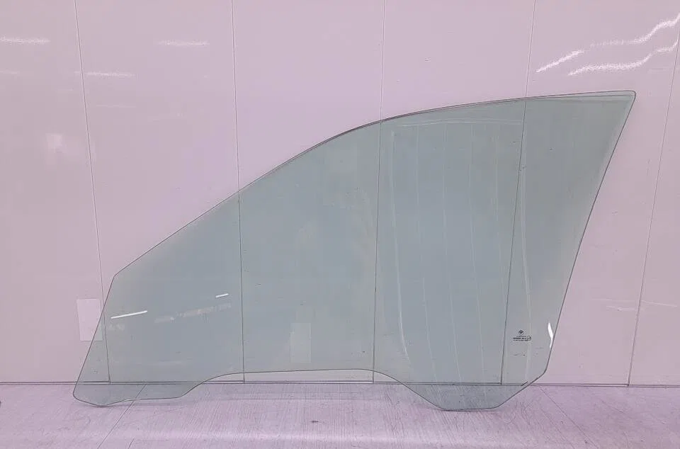 Glace porte av d BMW SERIE 5 E39 PHASE 2 occasion
