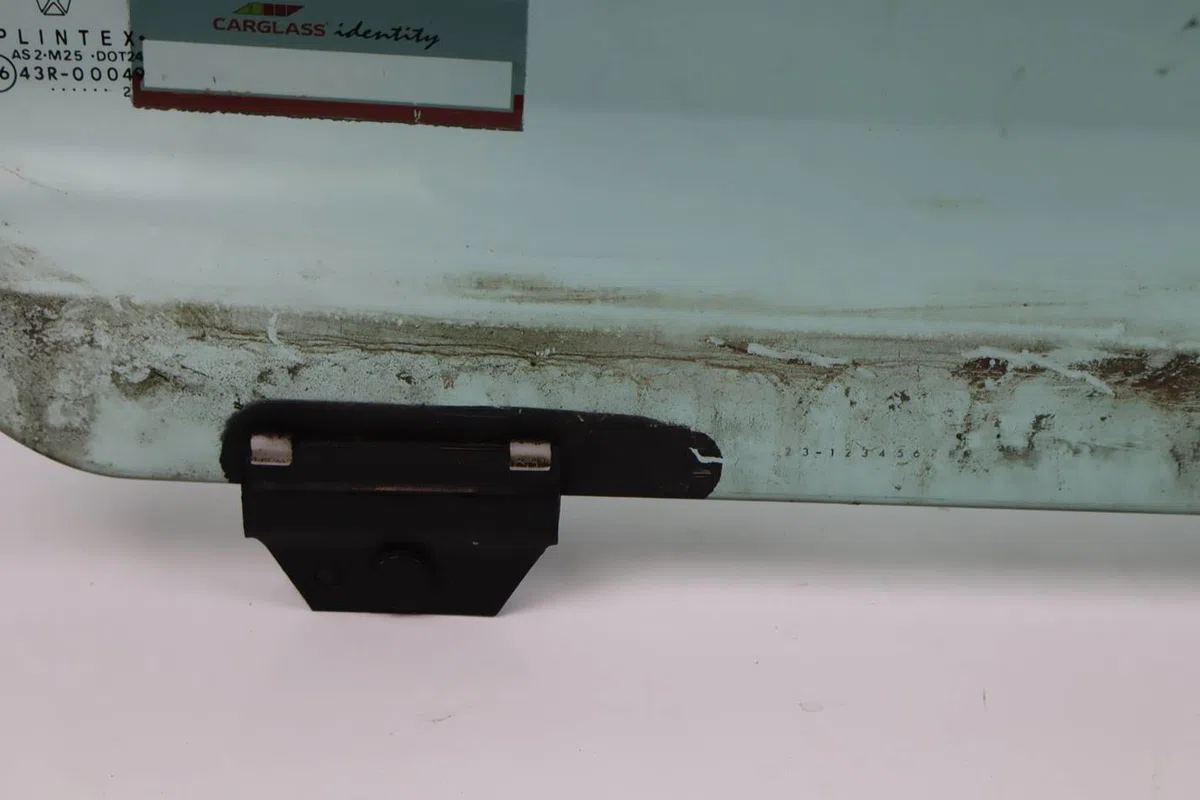 Glace porte av d Chrysler VOYAGER IV (RG, RS) 2.5 crd (2000-2008) occasion