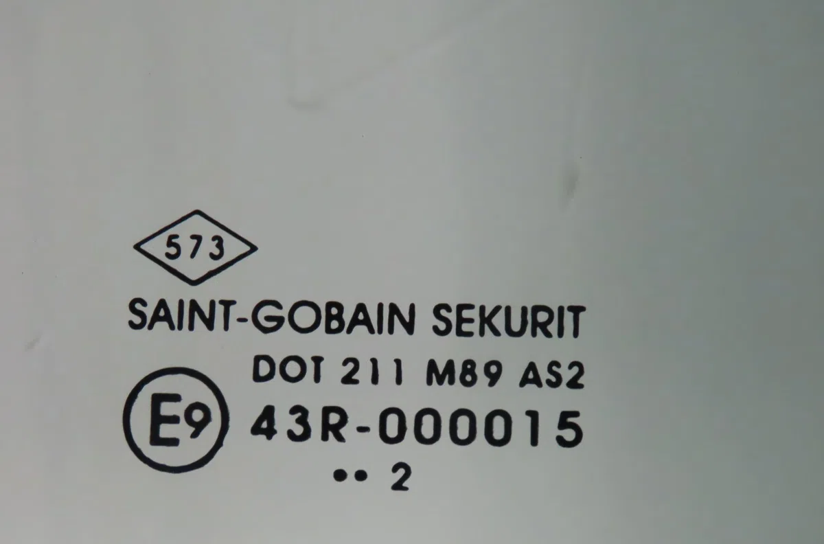 Glace porte av d Dacia LODGY (JS_) 1.5 dci (2012) 5 portes occasion