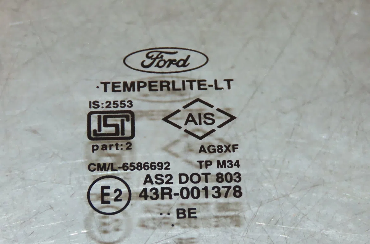 Glace porte av d FORD ECOSPORT occasion