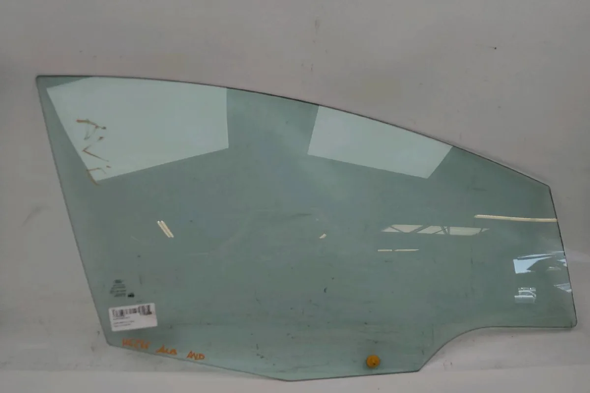 Glace porte av d Ford FIESTA VI (CB1, CCN) 1.25 (2008-2017) 5 portes occasion