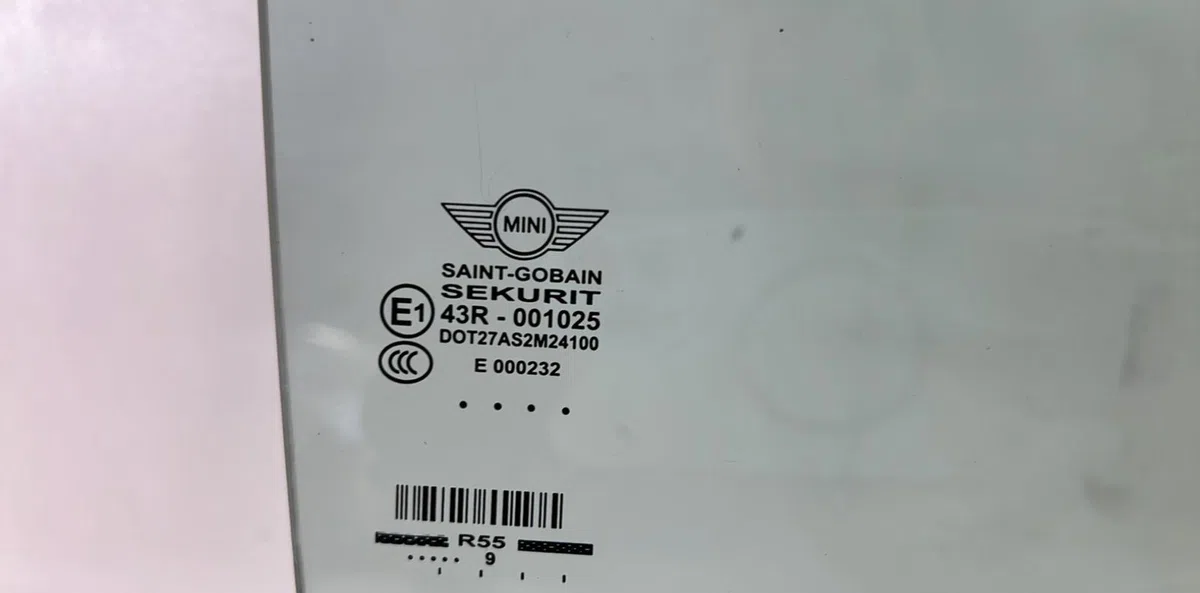 Glace porte av d MINI MINI 2 R55 CLUBMAN PHASE 1 BREAK occasion