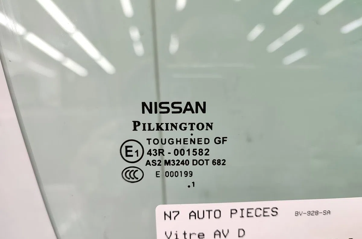 Glace porte av d NISSAN QASHQAI 1 PHASE 2 occasion