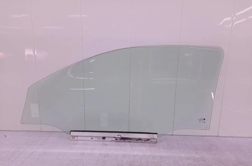 Glace porte av d OPEL CORSA C PHASE 2 occasion