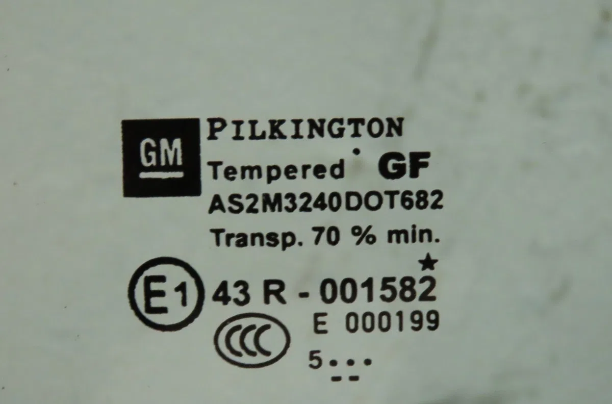 Glace porte av d Opel ZAFIRA - ZAFIRA FAMILY B (A05) 1.9 cdti (m75) (2005-2015) occasion