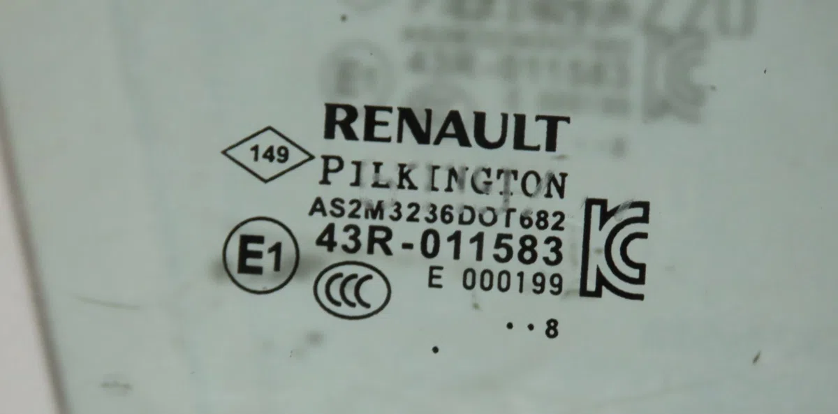 Glace porte av d Renault CAPTUR I (J5_, H5_) 1.3 tce 150 (j5nk, j5js) (2018) occasion