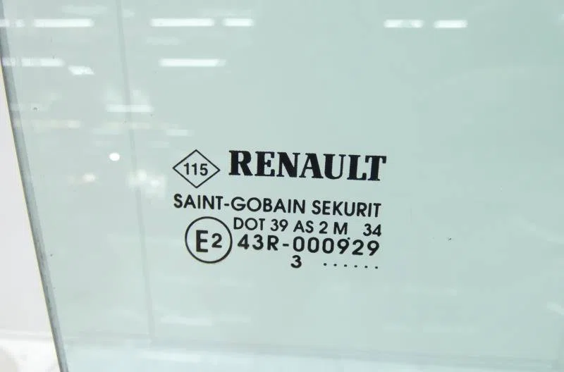 Glace porte av d RENAULT ESPACE 4 PHASE 1 occasion