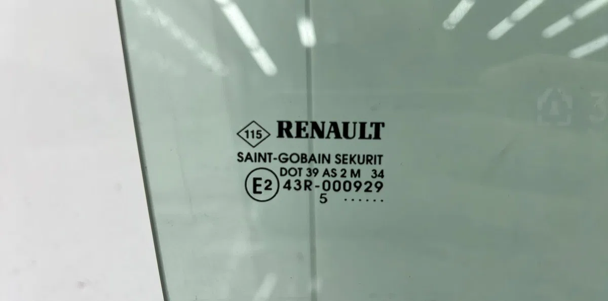 Glace porte av d RENAULT GRAND ESPACE 4 PHASE 1 occasion