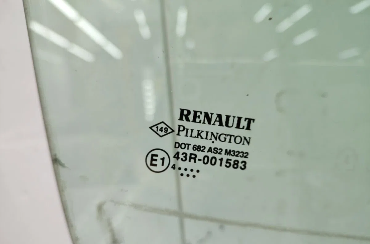 Glace porte av d RENAULT MODUS PHASE 1 occasion