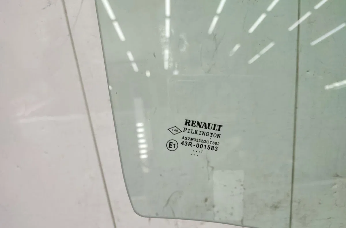 Glace porte av d RENAULT MODUS PHASE 2 occasion
