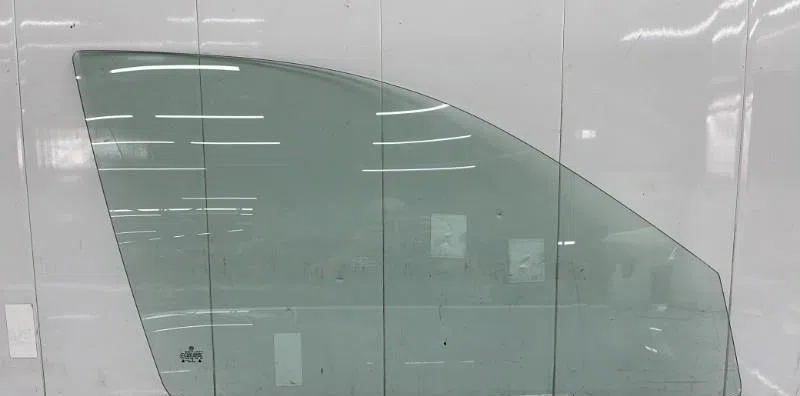 Glace porte av d VOLKSWAGEN BORA occasion